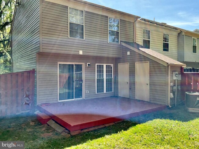 Building Photo - 3699 Kempsford Field Pl