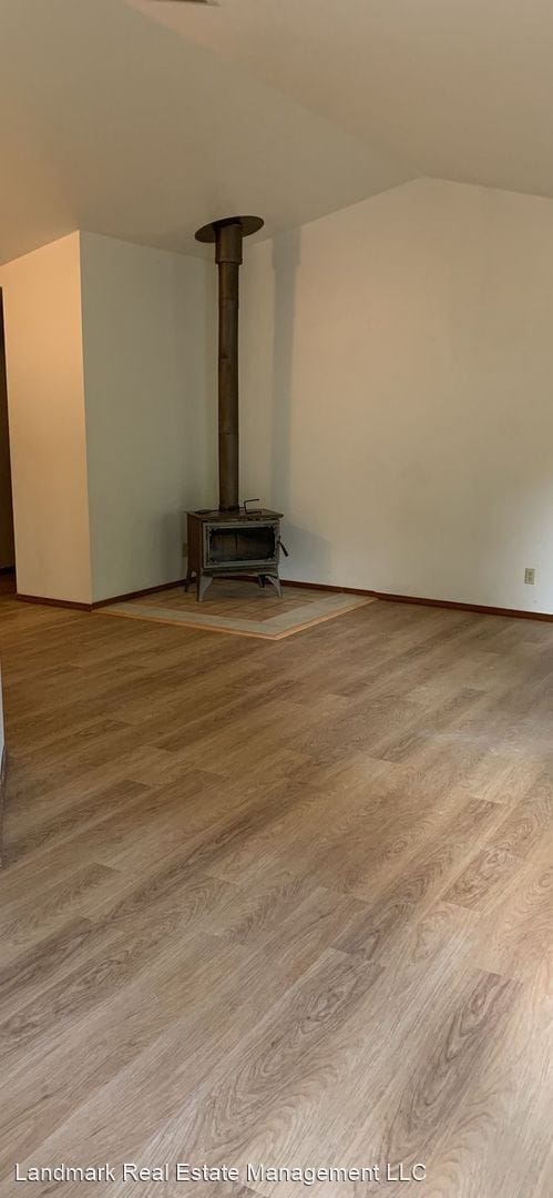 Building Photo - 3 br, 2 bath House - 1430 Welling Road