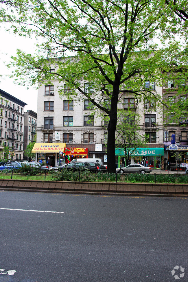 Building Photo - 3612 Broadway