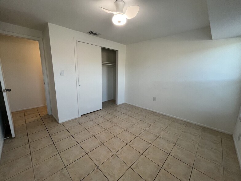 Building Photo - 1057 Tropical Ave NW