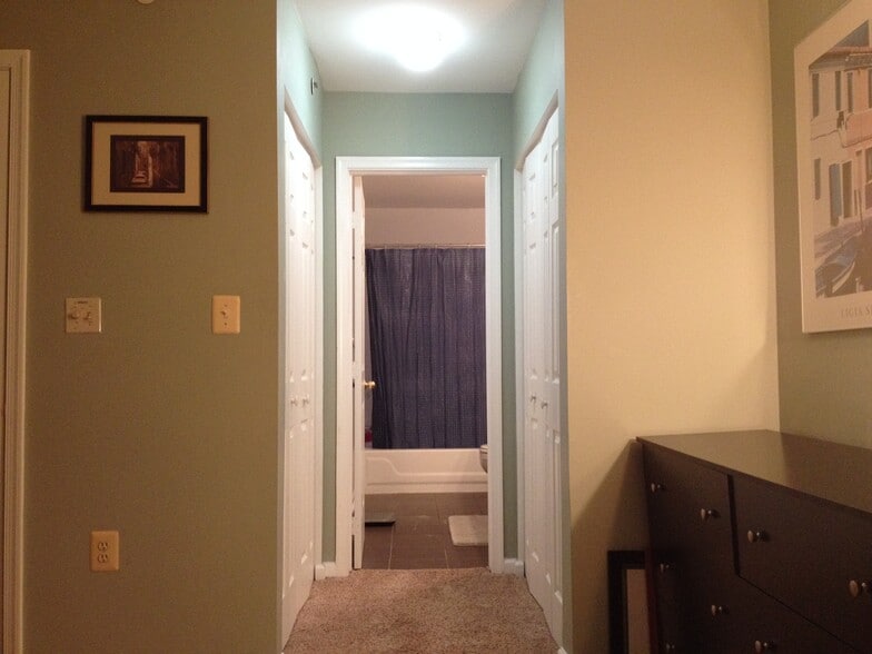 Building Photo - 4411 Silverbrook Ln