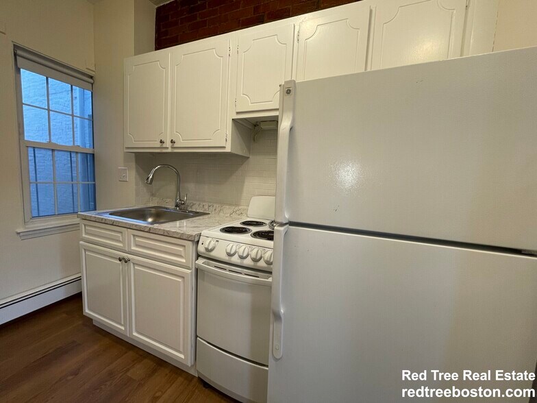 Building Photo - 78 S Huntington Ave