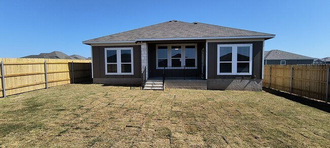 Building Photo - 8803 Fritz Crk Dr
