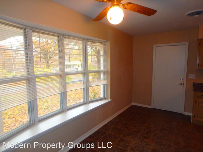Building Photo - 4 br, 3.5 bath House - 3306 Martha Dr