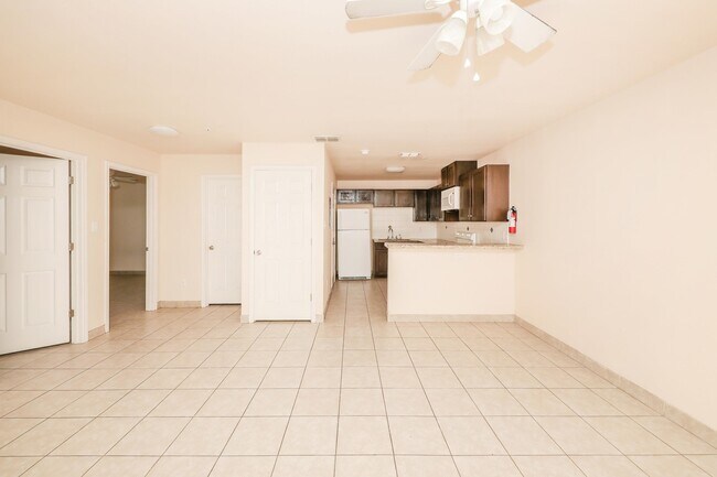 Building Photo - 2119 S Ejido Ave