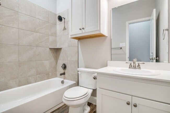 Building Photo - 1783 Amalfi Dr