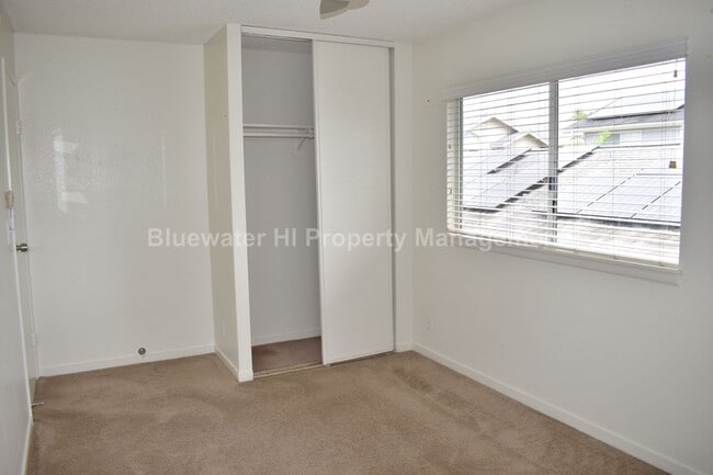 Building Photo - Waikele 4 bedroom, 3 bath home w/ enclosed garage