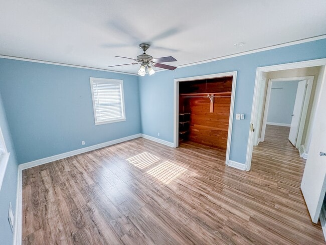 Building Photo - 13 Owens Rd