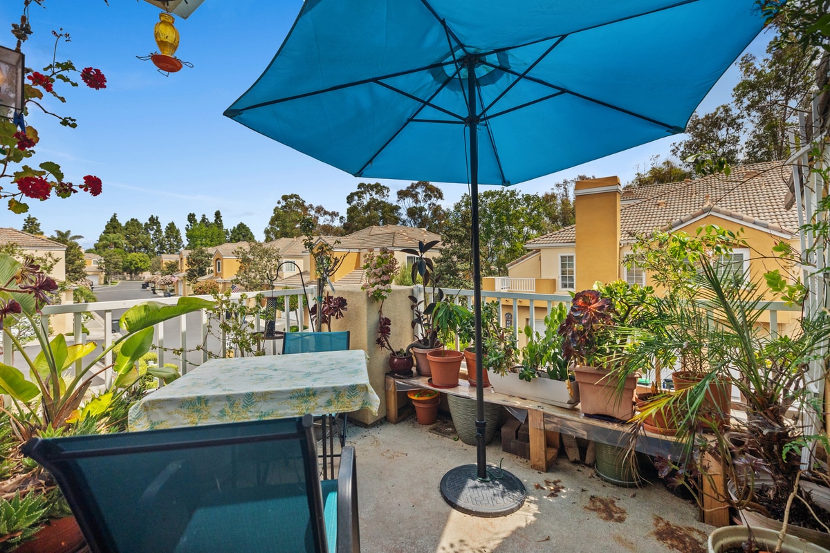 Building Photo - 66 Sandcastle