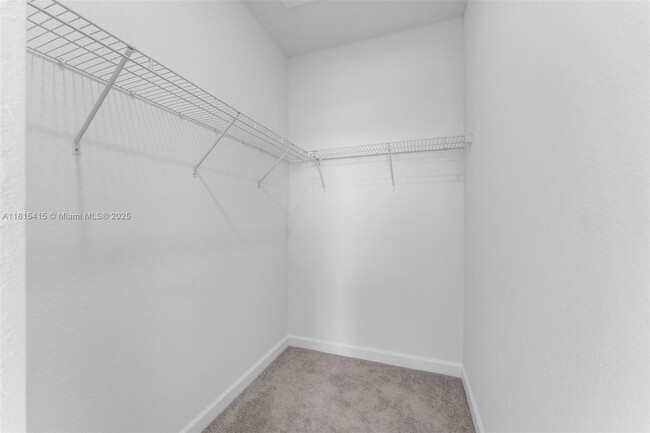 Building Photo - 2803 SE 26th Ave