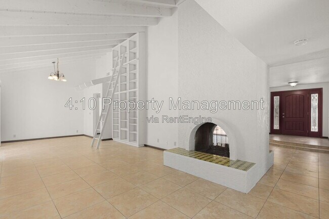 Building Photo - 2063 E Aspen Dr