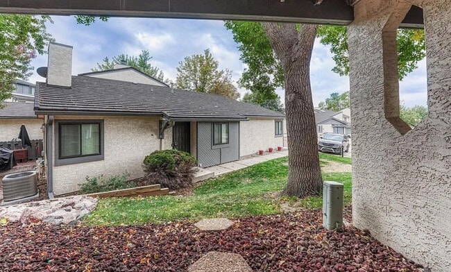 Building Photo - 4552 Castlepoint Dr