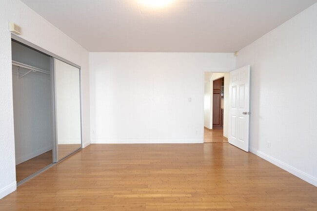 Building Photo - 2683 Grande Vista Ave
