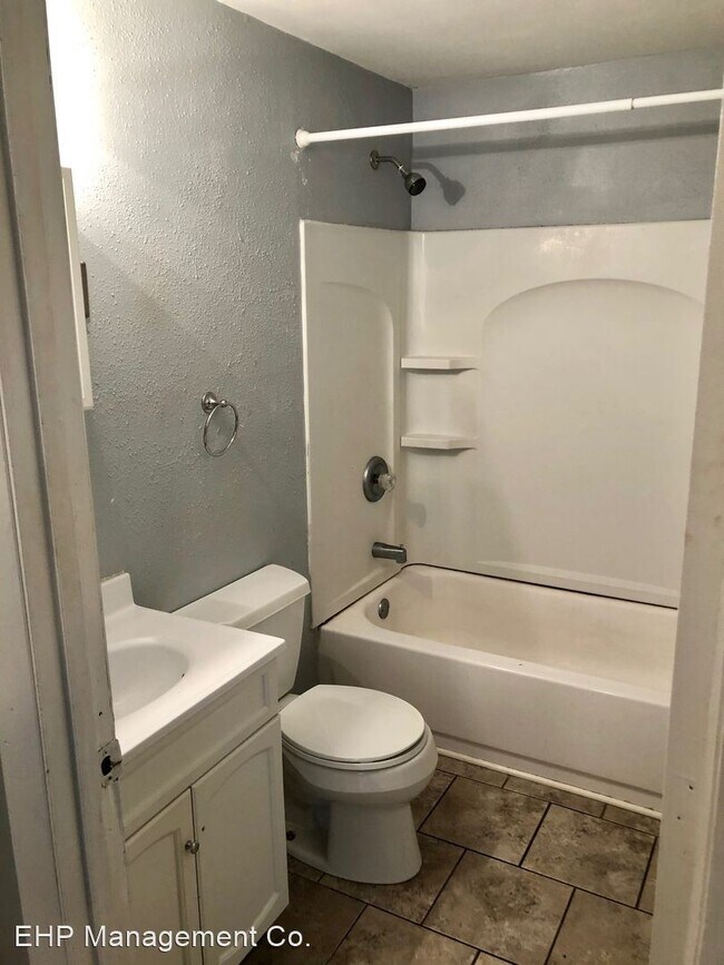 Building Photo - 6233-6239 Terrie Ln