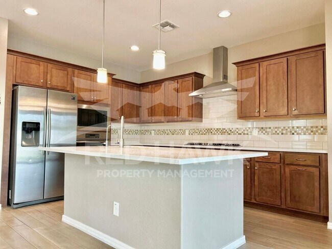 Building Photo - 41300 W Palmyra Ln