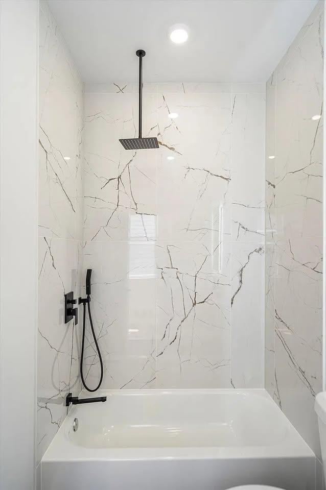 Building Photo - 334 St Paul St