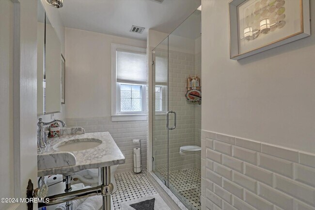 Building Photo - 402 Philadelphia Blvd