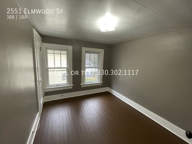 Building Photo - Three -four bedroom one bathroom home for ...