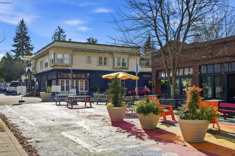 Building Photo - 5845 NE 30th Ave