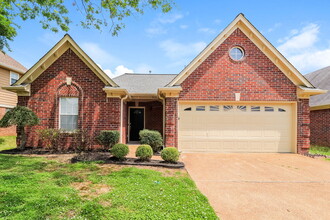 Building Photo - 436 Bruins Trce