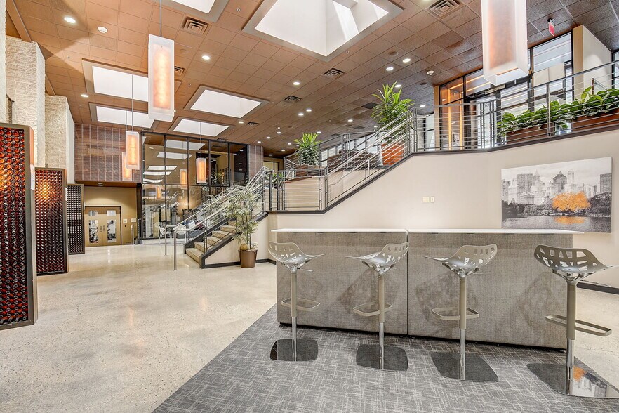 Secure Lobby - 270 E Highland Ave