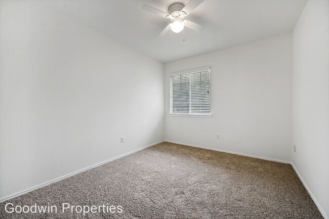 Building Photo - 3 br, 2.5 bath House - 2305 Jesse Owens Drive