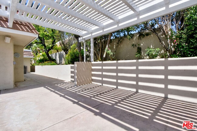 Building Photo - 23637 Park Belmonte
