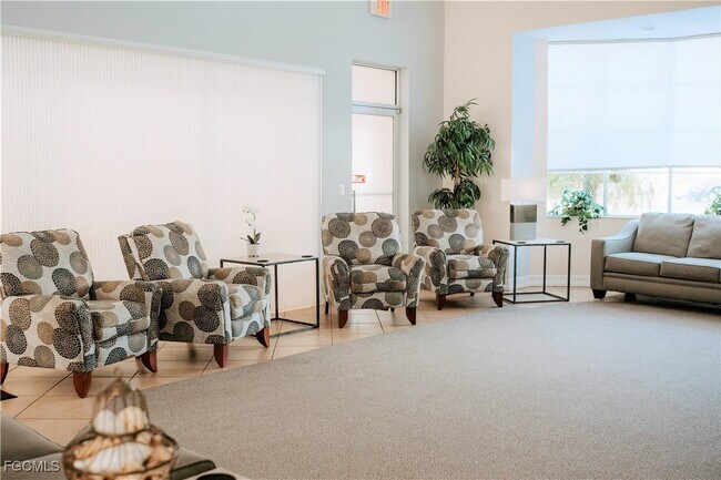 Building Photo - 6481 Aragon Way