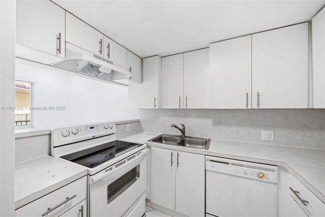 Building Photo - 12635 SW 91st St