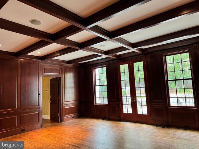 Building Photo - 10856 Patowmack Dr