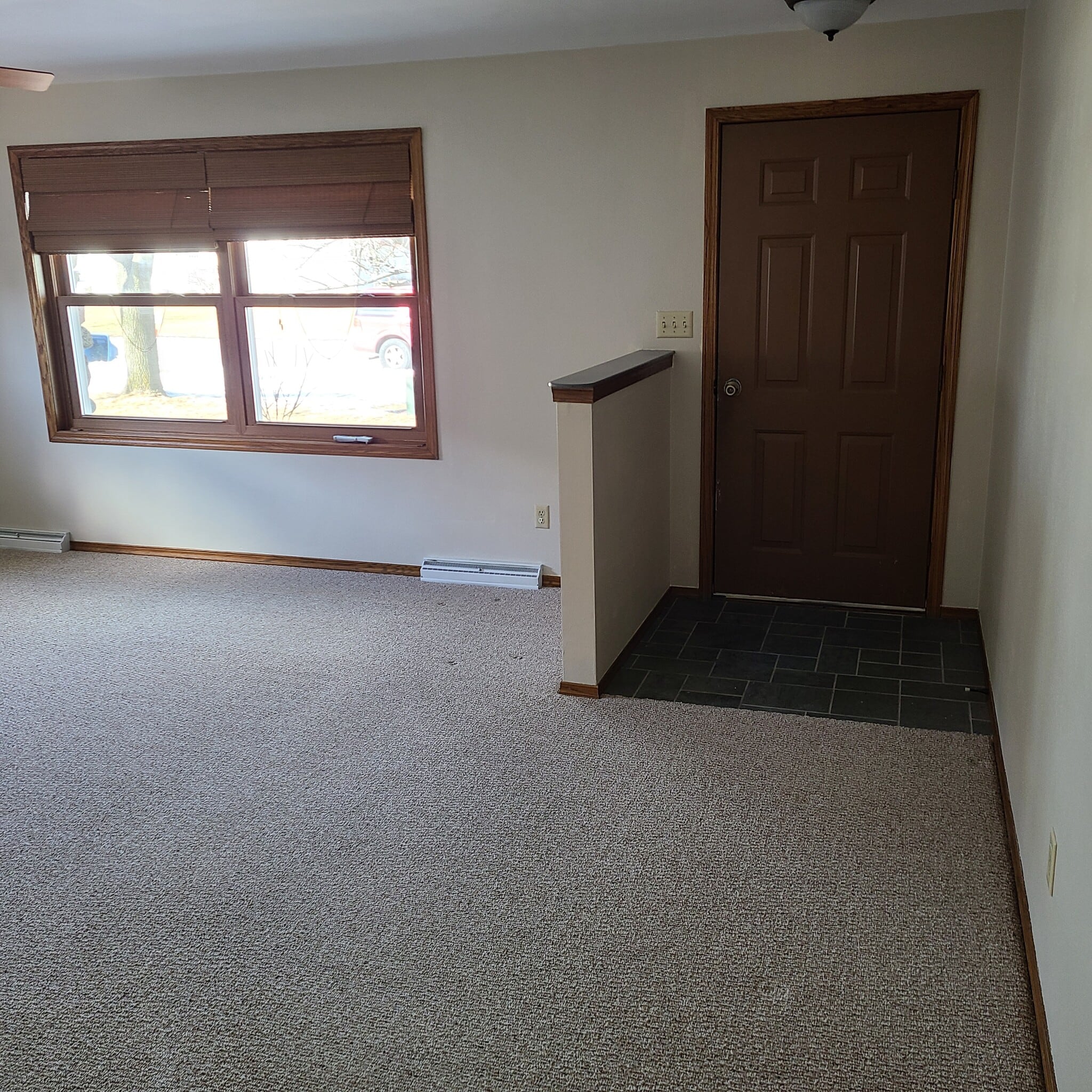 Living room - 761 Trailsway Ln