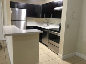 Building Photo - 10757 Cleary Blvd