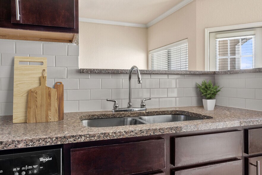 West Oaks 14838 Vance Jackson Rd San Antonio TX 78249 Apartment Finder