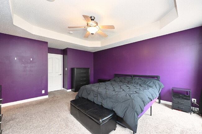 Building Photo - Show-Stopping Rental Home – A Rare Find wi...