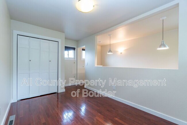 Building Photo - 1039 Maxwell Ave