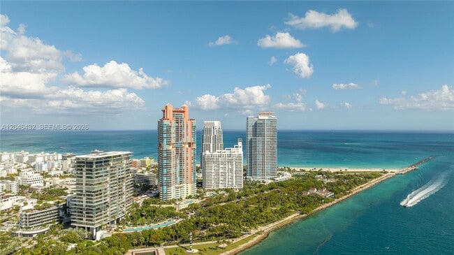 Building Photo - 300 South Pointe Dr