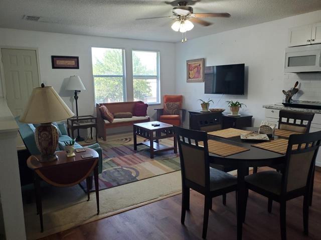 Building Photo - 3410 Clydesdale Dr