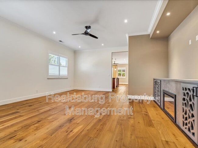 Building Photo - 1168 Mitchell Ln