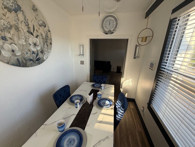 Building Photo - 1707 N Charles St