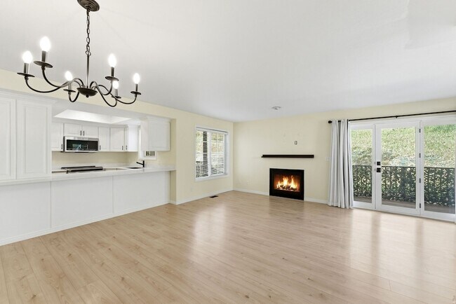 Building Photo - 1041 W Grindelwald Ct