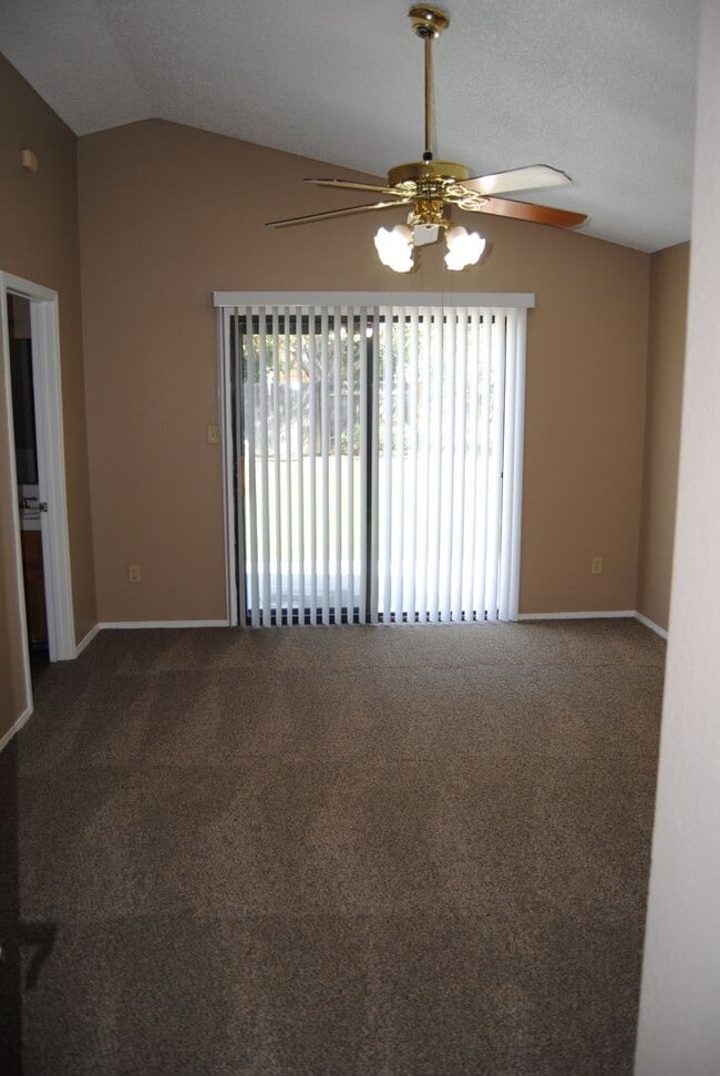 Building Photo - 9400 Huntsman Oak Ct