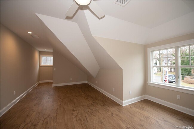 Building Photo - 444 New York Ave