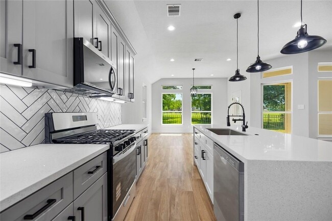 Building Photo - 14203 Sandalfoot St