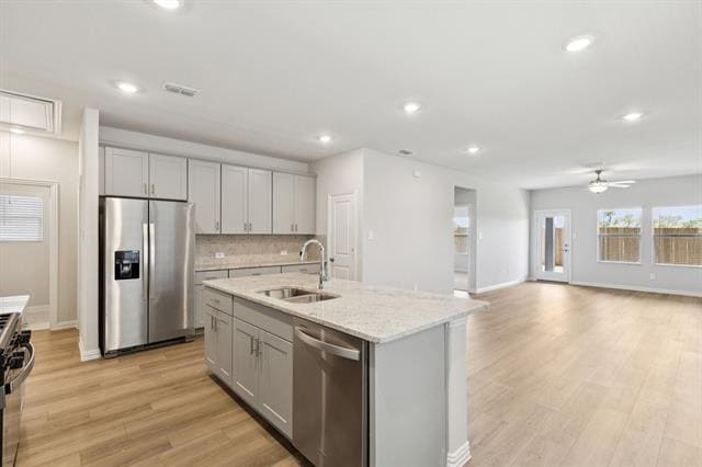 Building Photo - 115 Greenbriar Dr