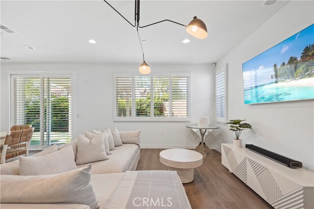 Building Photo - 23201 W Canterbury Way