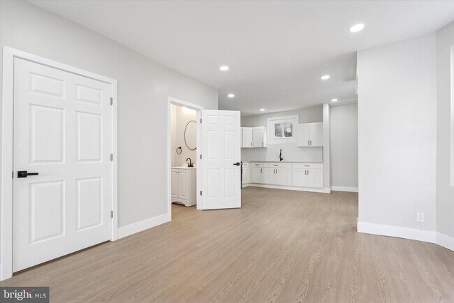 Building Photo - 5518 Chew Ave