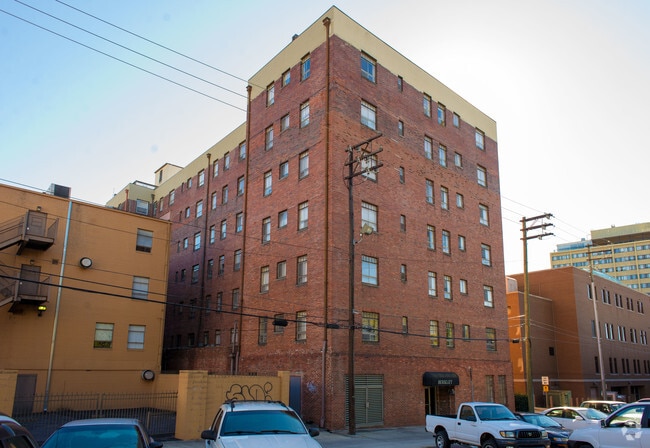 Building Photo - The Berkley on Highland