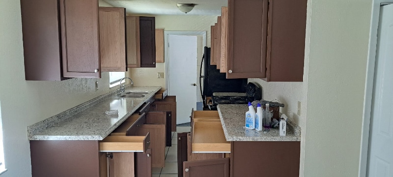 Building Photo - 812 Longview Ave