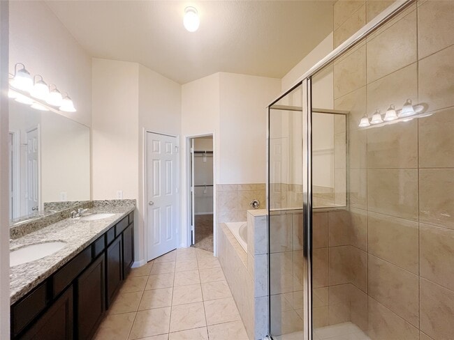 Building Photo - 3803 Waterford Bend