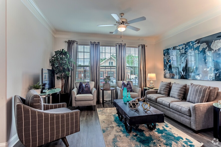 1BR, 1BA - 934 SF - Villages at Raleigh Beach